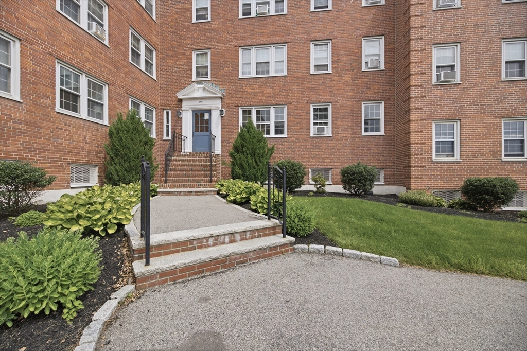 25 Lennon Court 29