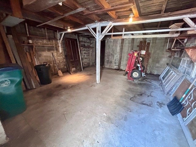 41 Mount Vernon St, Lowell, MA, 41 Mount Vernon St, Lowell, MA Photo #28
