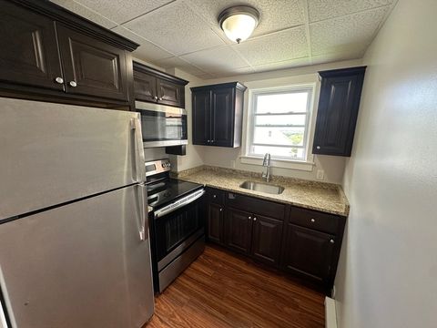 79-87 Campbell St Fall River MA 02723