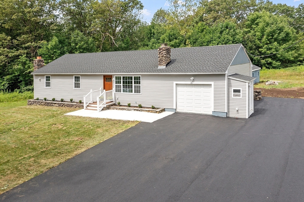 21 Davis Rd