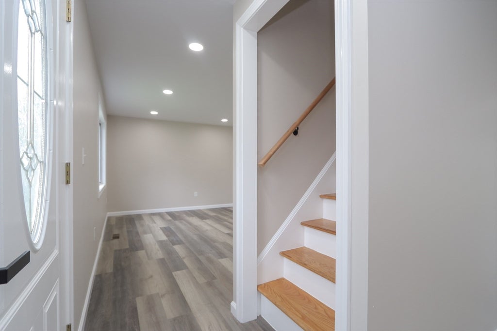 27 Bostwick Lane