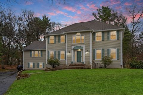173 Bridges Ln North Andover MA 01845