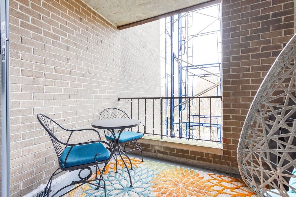 Brookline, Massachusetts 02445, United States, 2 Bedrooms Bedrooms, ,2 BathroomsBathrooms,Residential,Active,119951