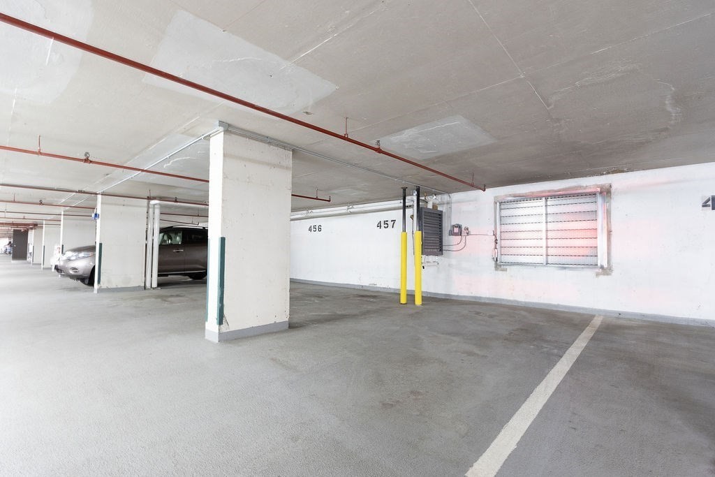 Brookline, Massachusetts 02445, United States, 2 Bedrooms Bedrooms, ,2 BathroomsBathrooms,Residential,Active,119951