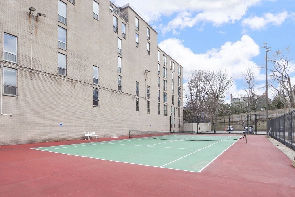 Brookline, Massachusetts 02445, United States, 2 Bedrooms Bedrooms, ,2 BathroomsBathrooms,Residential,Active,119951