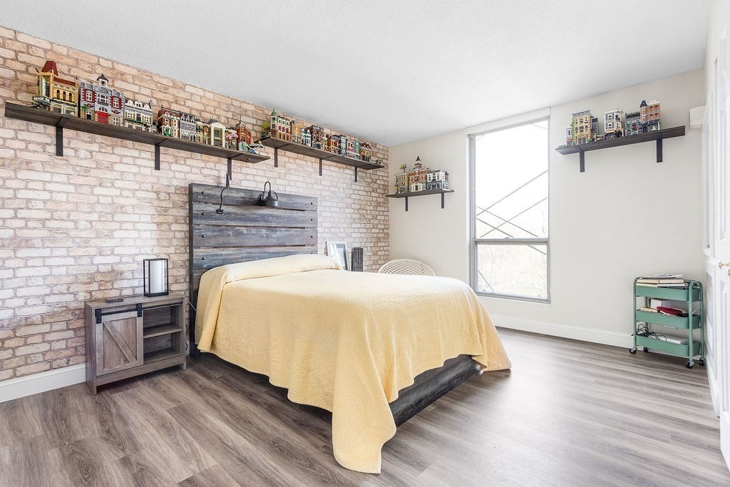 Brookline, Massachusetts 02445, United States, 2 Bedrooms Bedrooms, ,2 BathroomsBathrooms,Residential,Active,119951