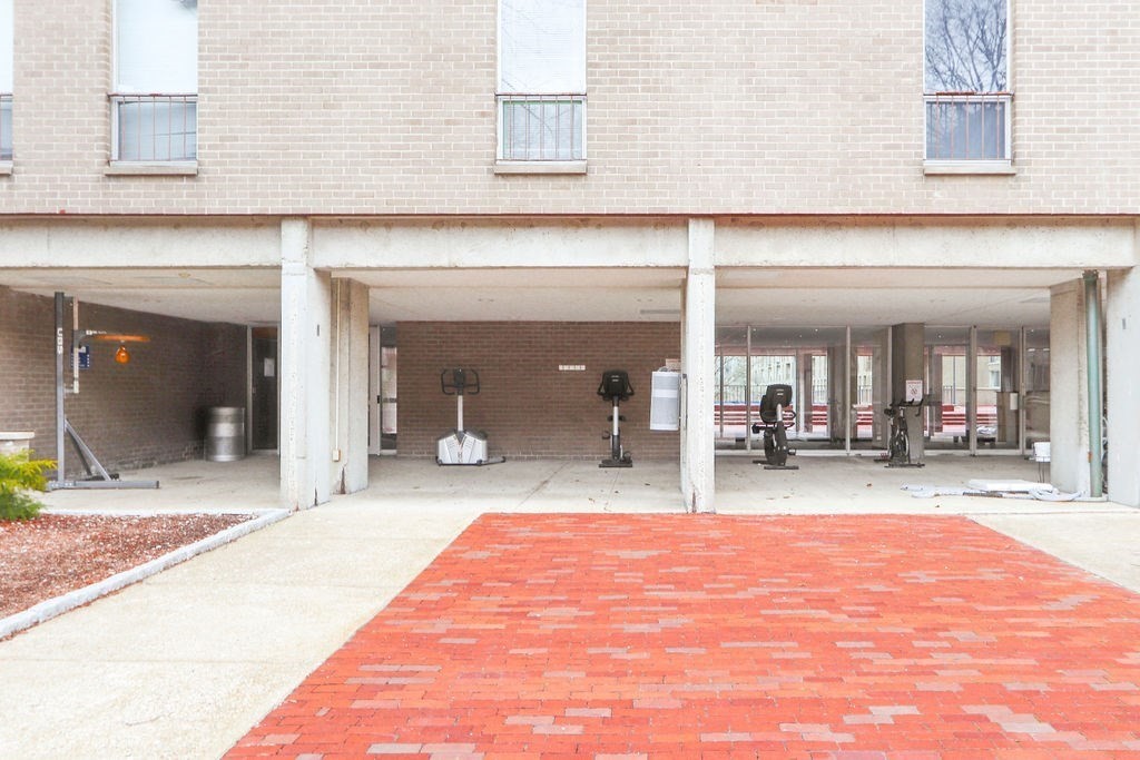 Brookline, Massachusetts 02445, United States, 2 Bedrooms Bedrooms, ,2 BathroomsBathrooms,Residential,Active,119951