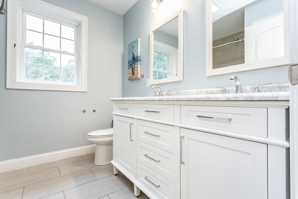 590 Front St, Marion, MA Photo #19