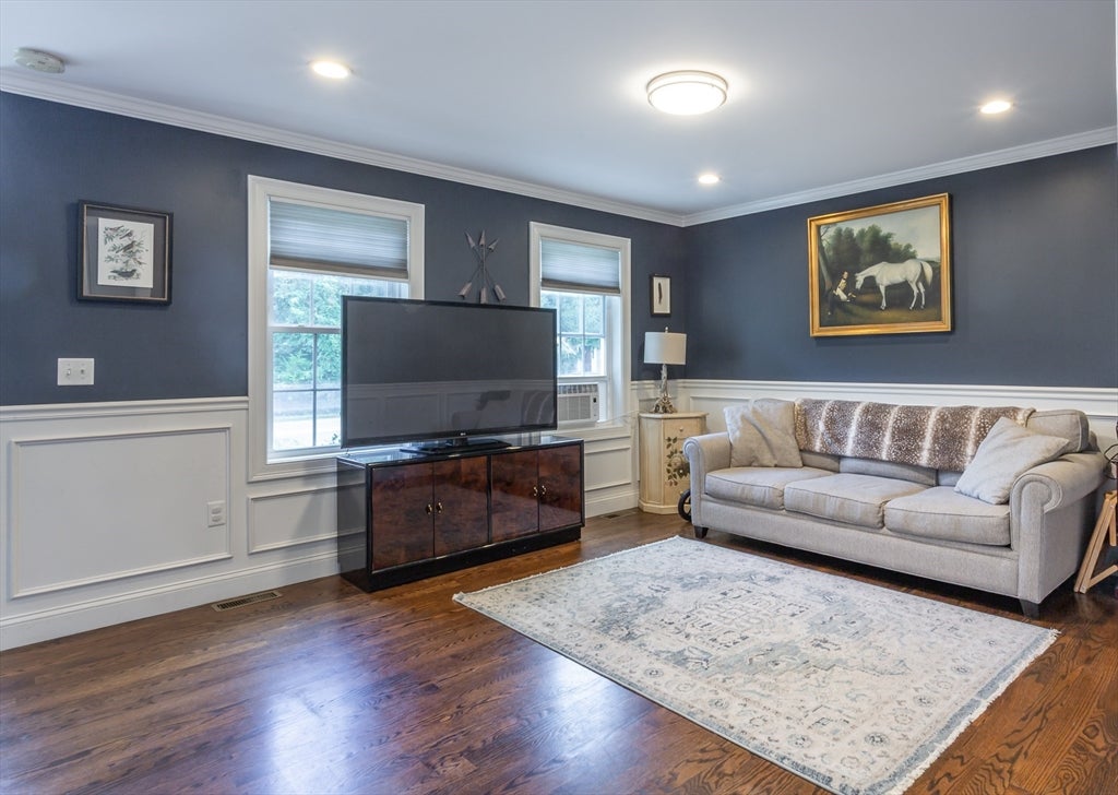 590 Front St, Marion, MA Photo #6