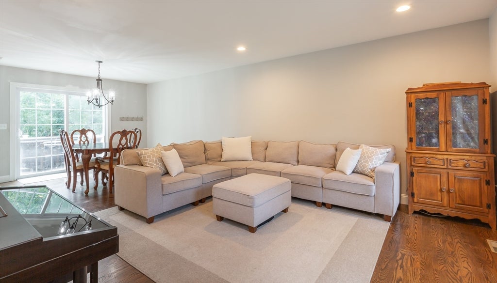 590 Front St, Marion, MA Photo #8
