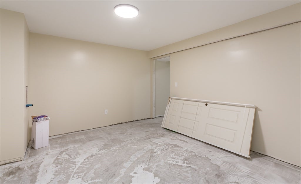 590 Front St, Marion, MA Photo #24