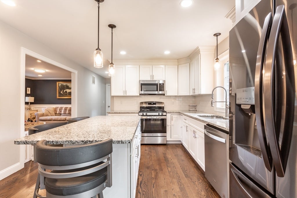 590 Front St, Marion, MA Photo #11