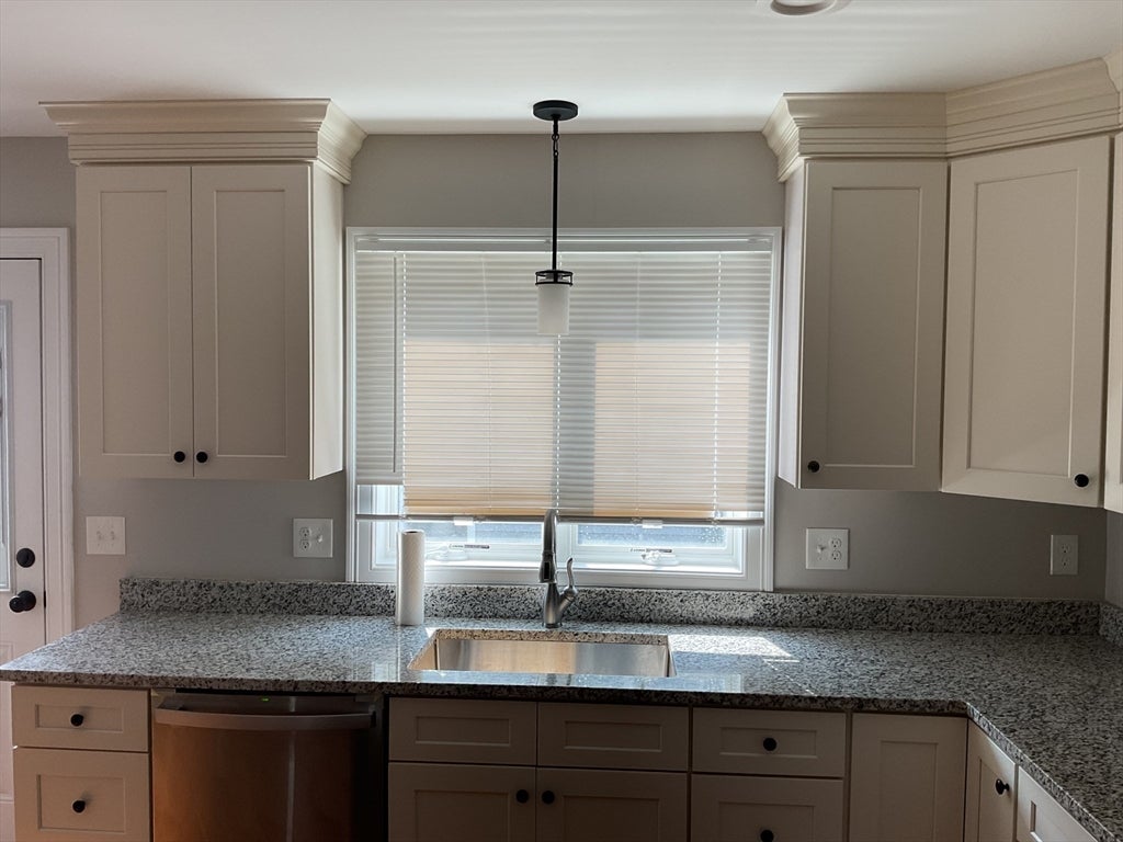 111 Union Street #7, Westfield, MA, 111 Union Street #7, Westfield, MA Photo #6