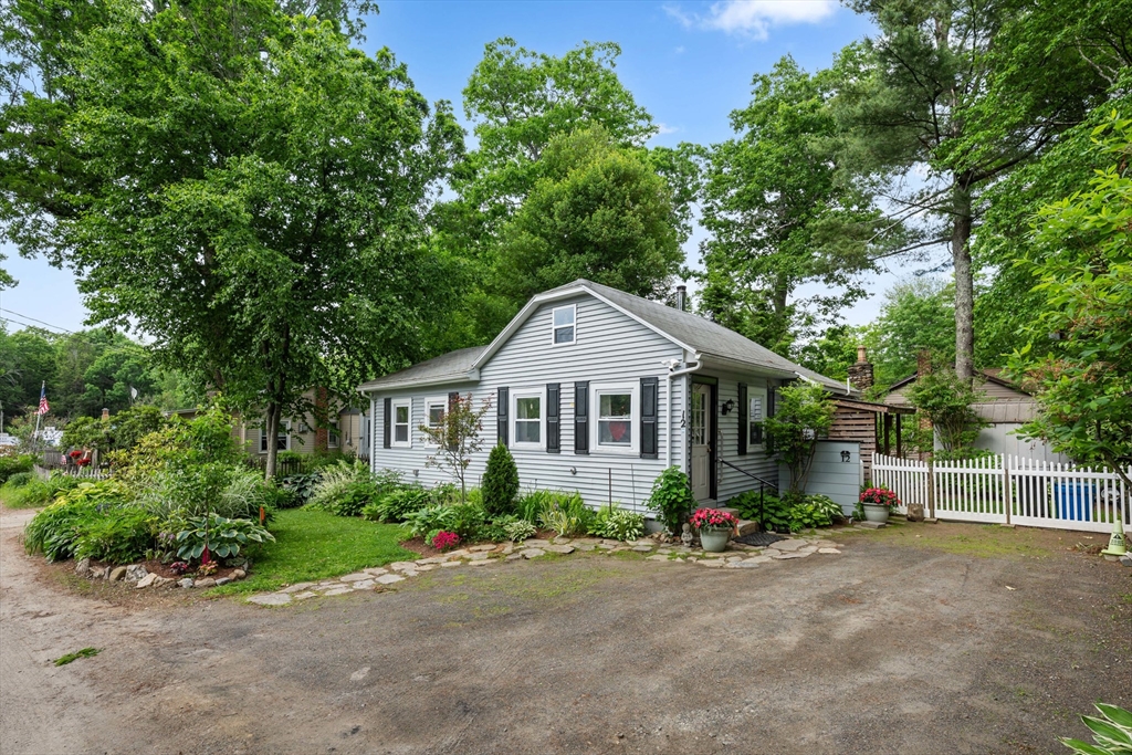 12 Hope Way