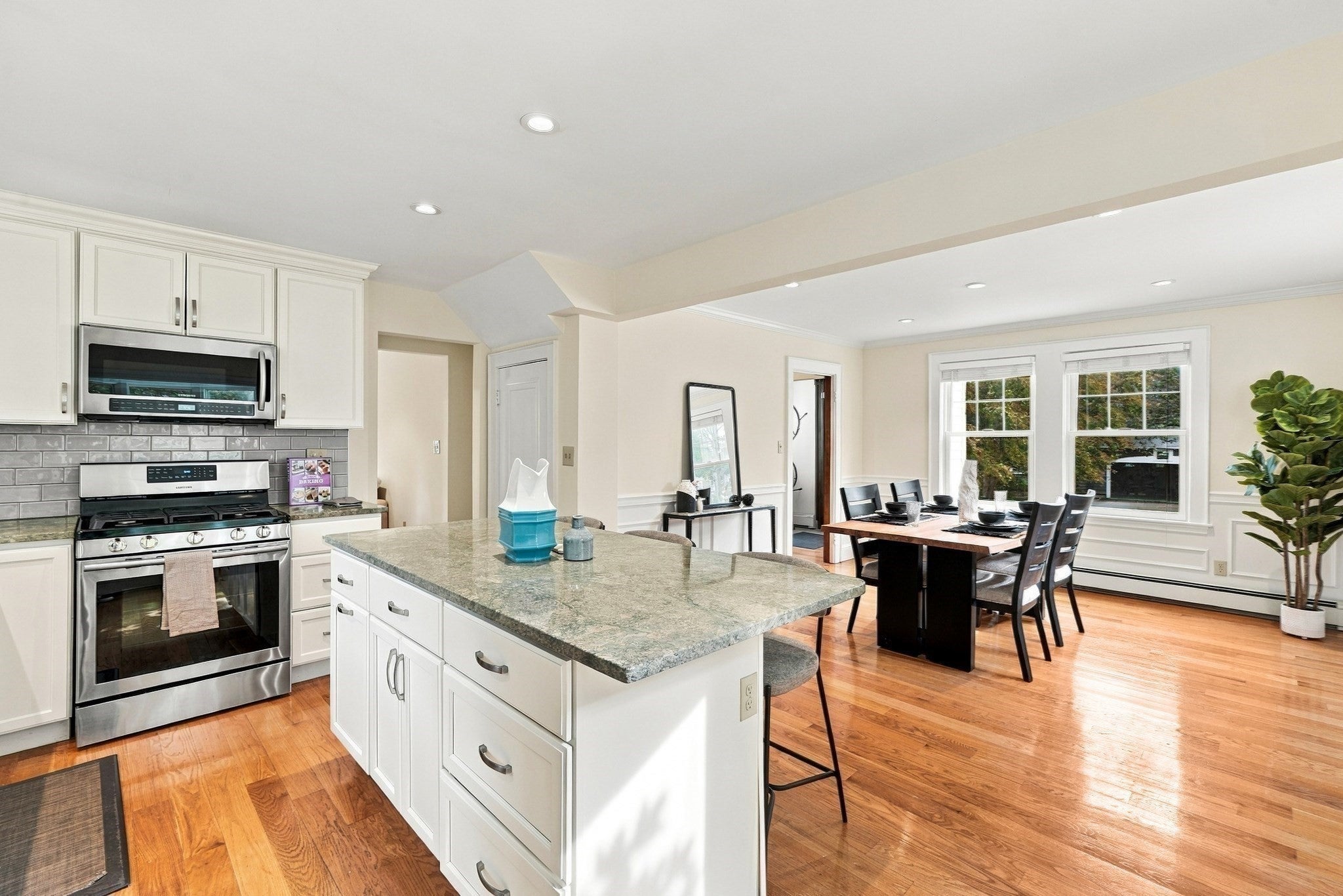 79 Claflin St, Belmont, MA, 79 Claflin St, Belmont, MA Photo #8