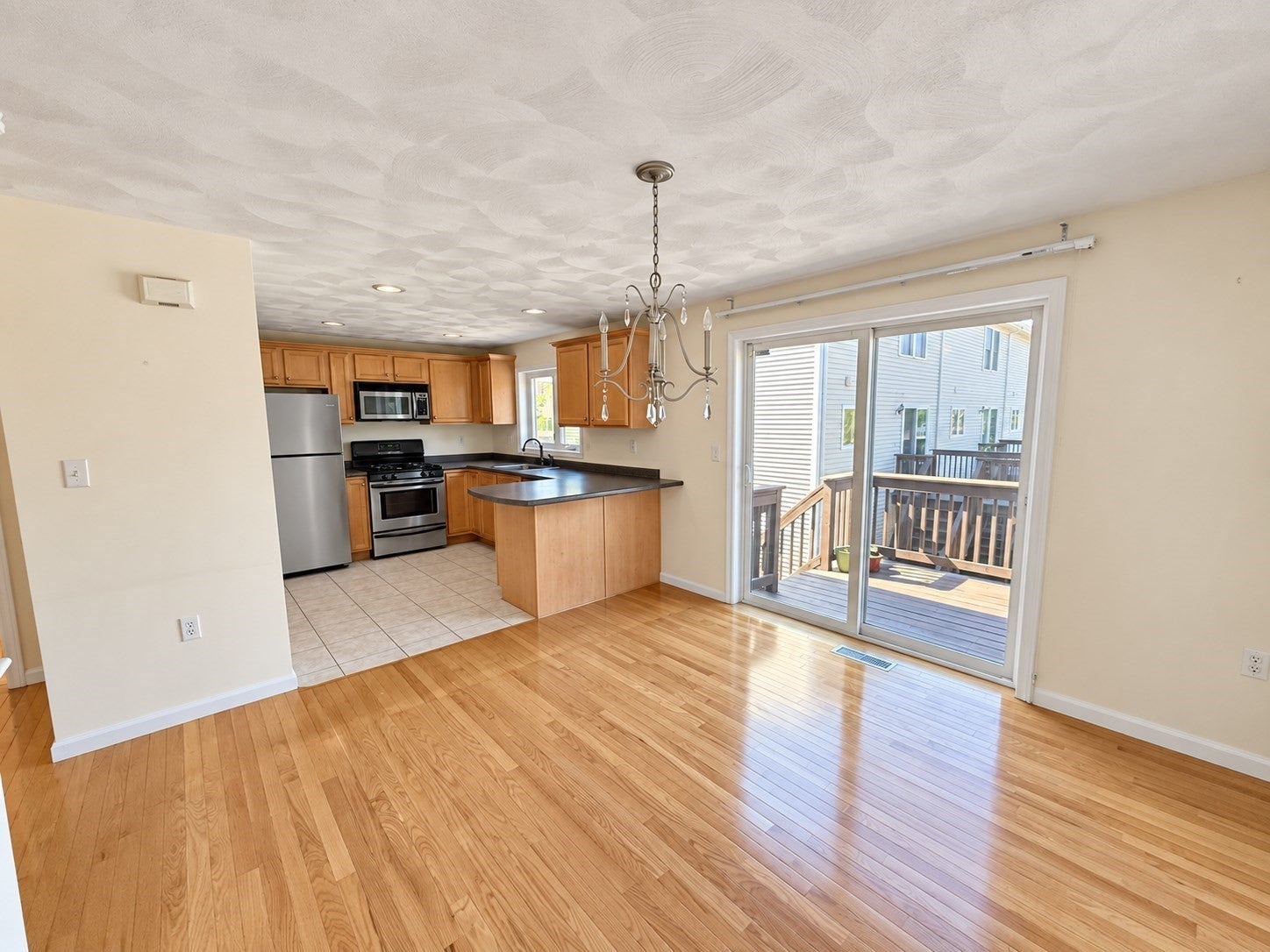 24 Groveland Commons Way 24