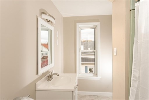 6 Clinton St #2, Taunton, MA Photo #4