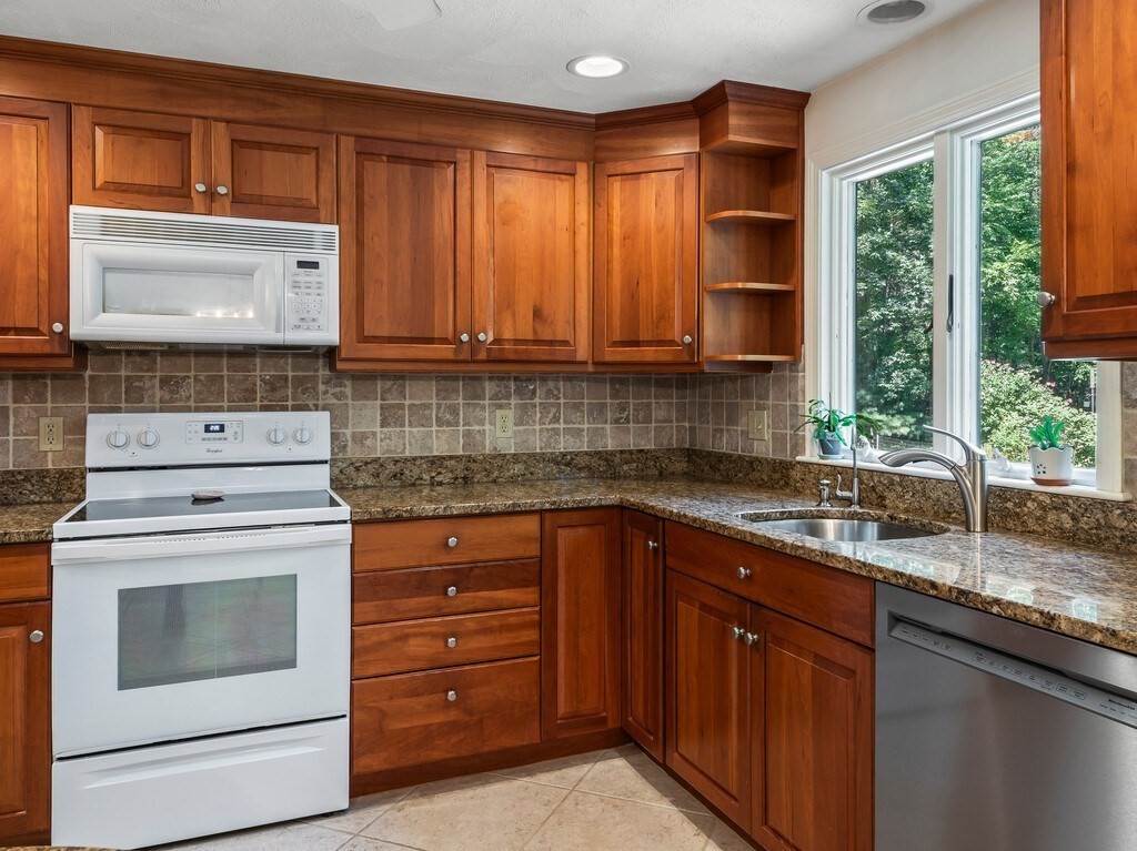 3 Mccarthy Cir