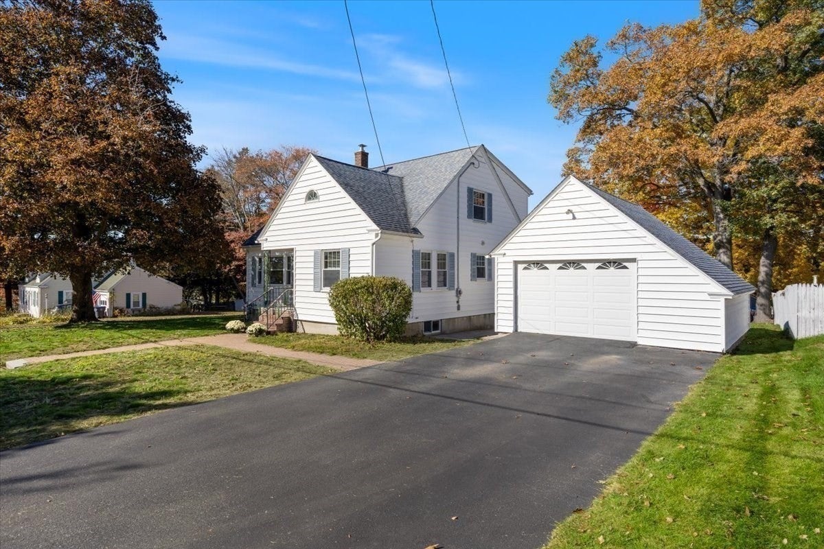 12 Emery St, Methuen, MA, 12 Emery St, Methuen, MA Photo #31