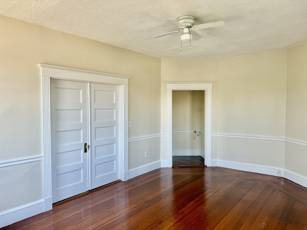 267 Washington Ave 6