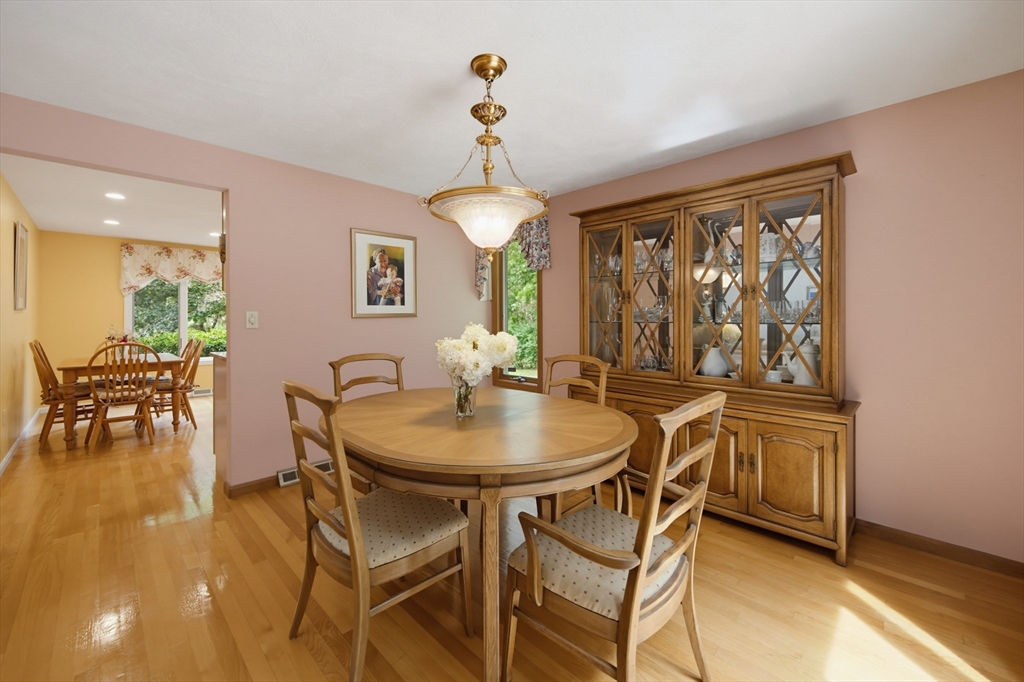 14 Shoreline Dr, Foxboro, MA, 14 Shoreline Dr, Foxboro, MA Photo #7