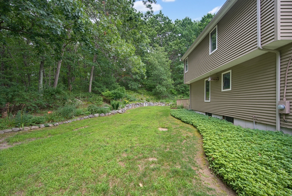 14 Shoreline Dr, Foxboro, MA, 14 Shoreline Dr, Foxboro, MA Photo #39