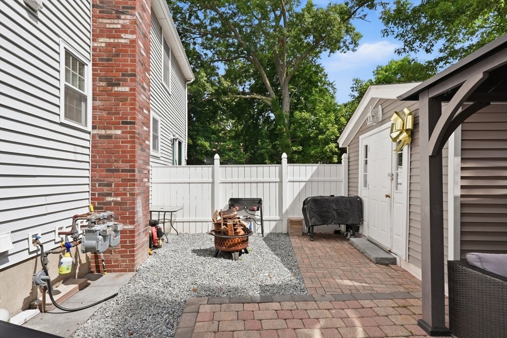5 Glen St, Framingham, MA, 5 Glen St, Framingham, MA Photo #15