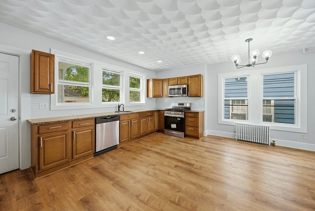64-66 Kendall St, Lawrence, MA Photo #9