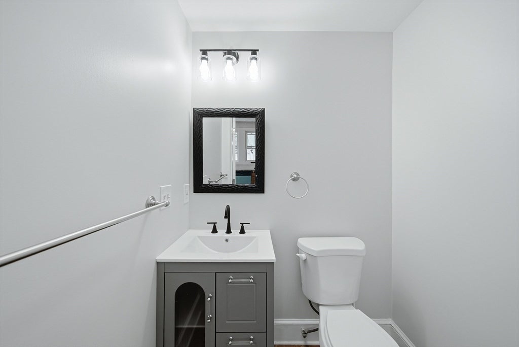 64-66 Kendall St, Lawrence, MA Photo #13