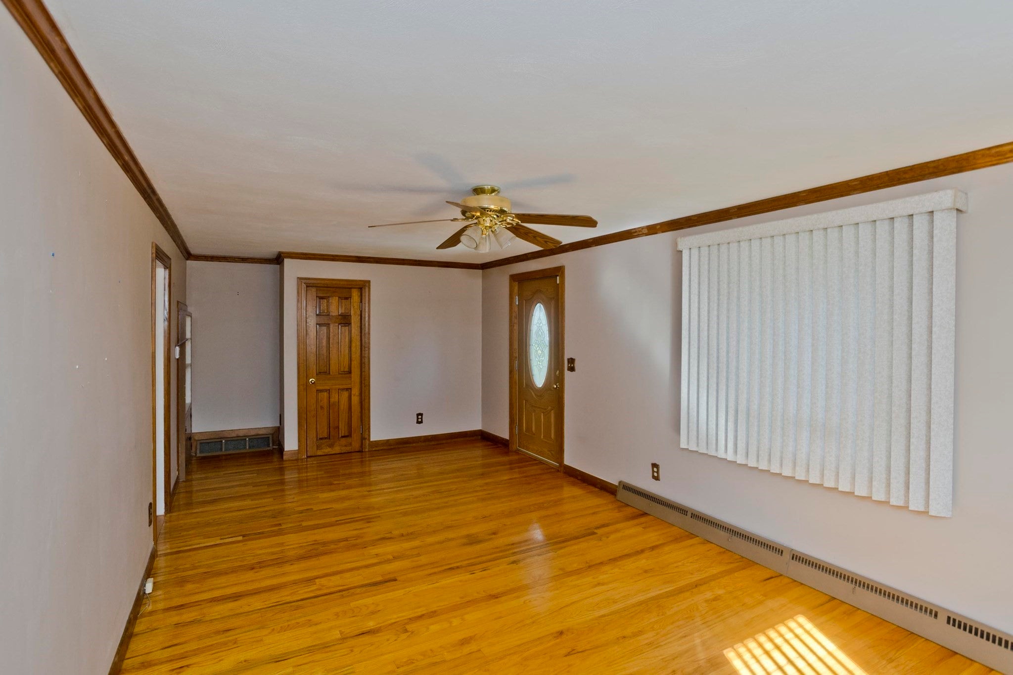 29 Marguerite St, Chicopee, MA, 29 Marguerite St, Chicopee, MA Photo #10