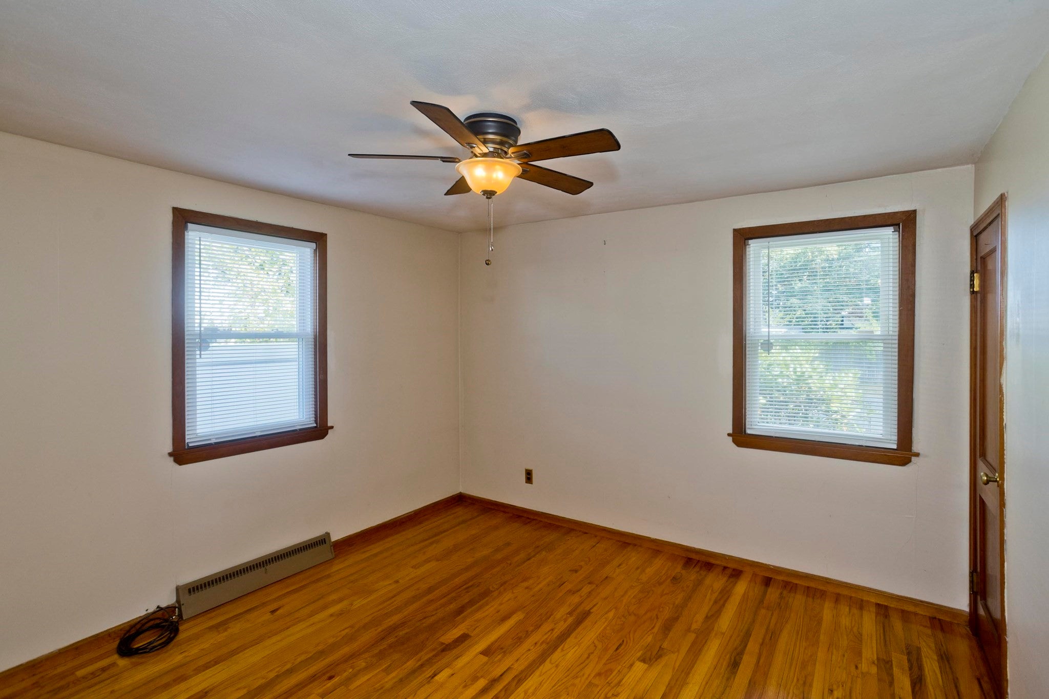 29 Marguerite St, Chicopee, MA, 29 Marguerite St, Chicopee, MA Photo #14