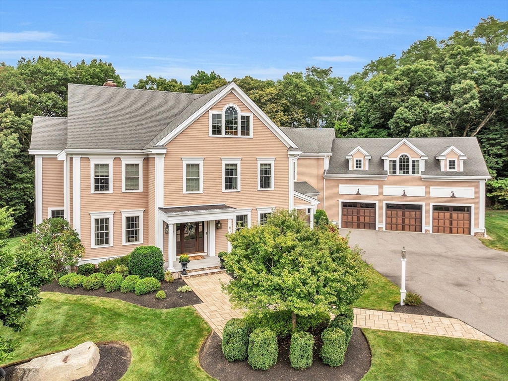 3 Woolsack Drive