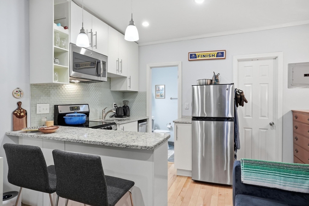 227 Marlborough St 2