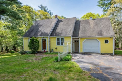 Single Family Residence in Barnstable MA 80 J.B. Drive.jpg