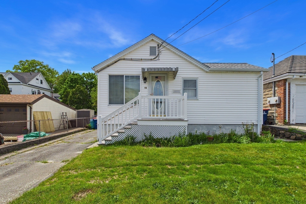 15 Transit St