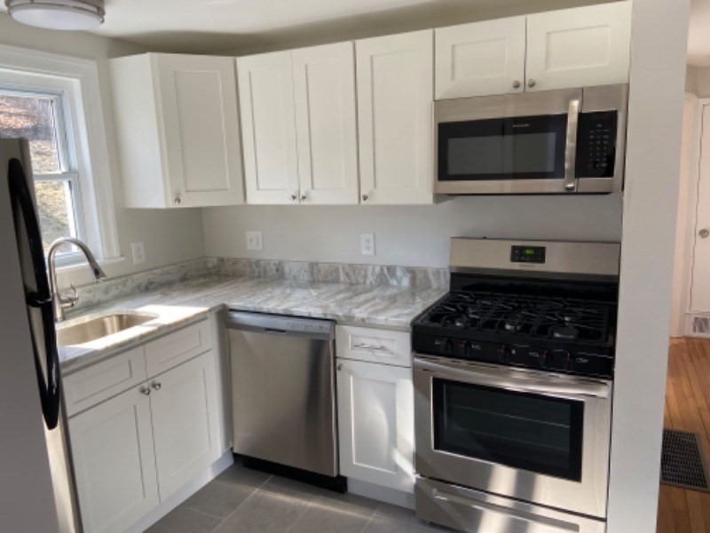 10 Bateman St 1
