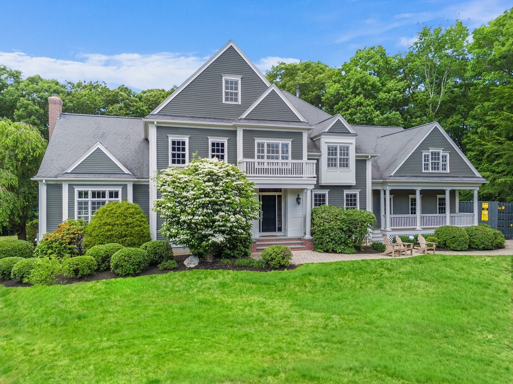 16 Kingsbury Dr