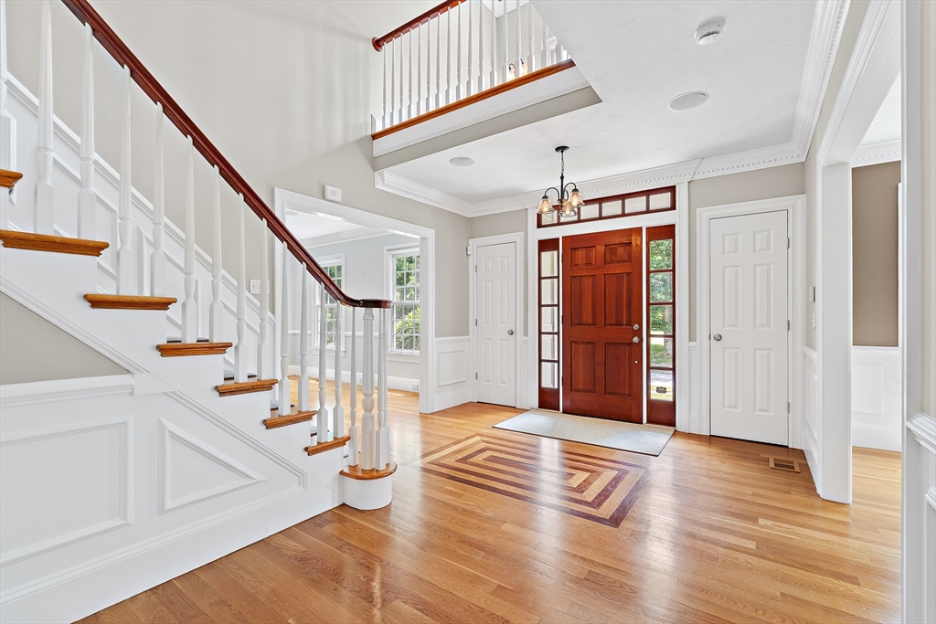16 Kingsbury Dr