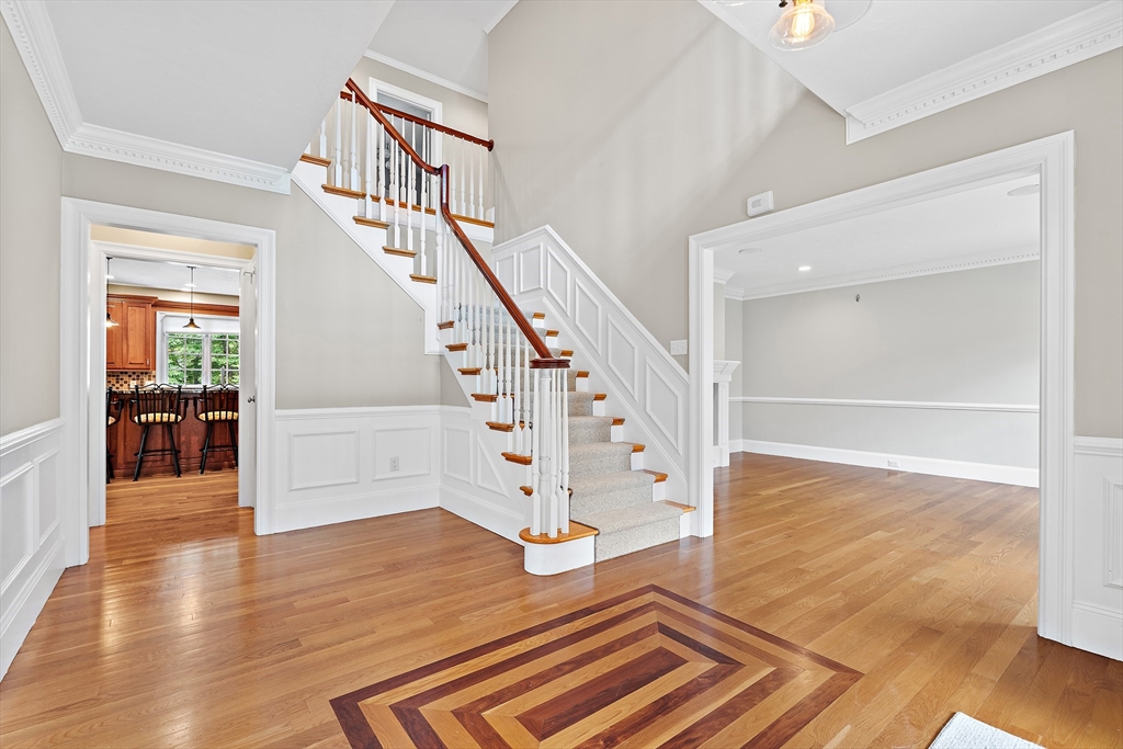 16 Kingsbury Dr