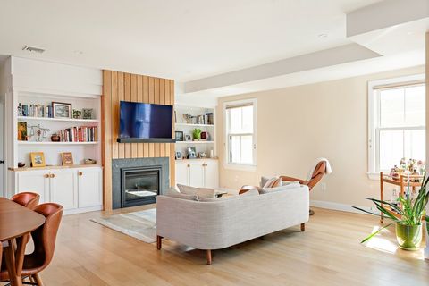 Photo of 12 Putnam St #B, Somerville, MA 02143 (MLS # 73508114)