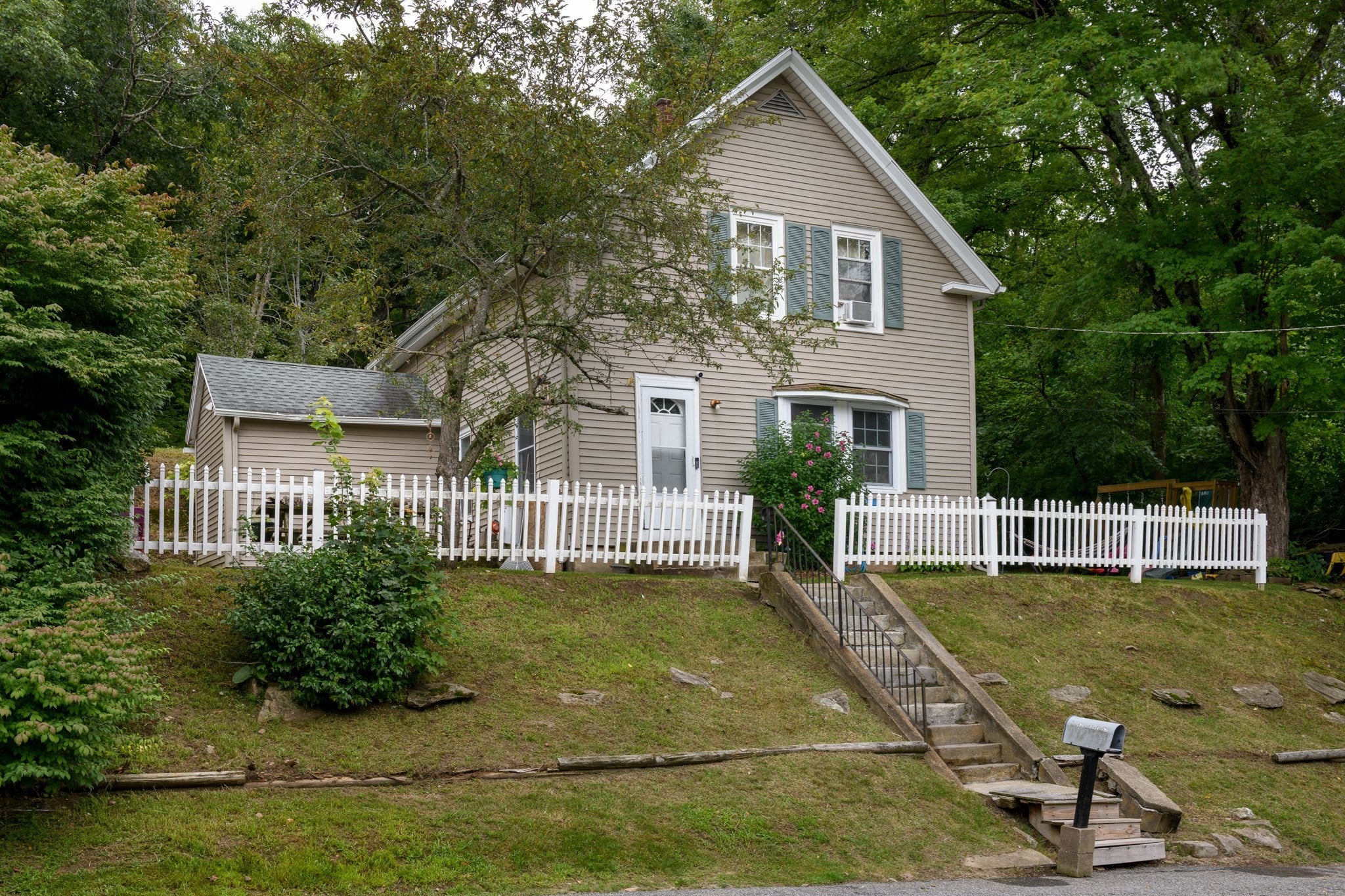 62 Grove St