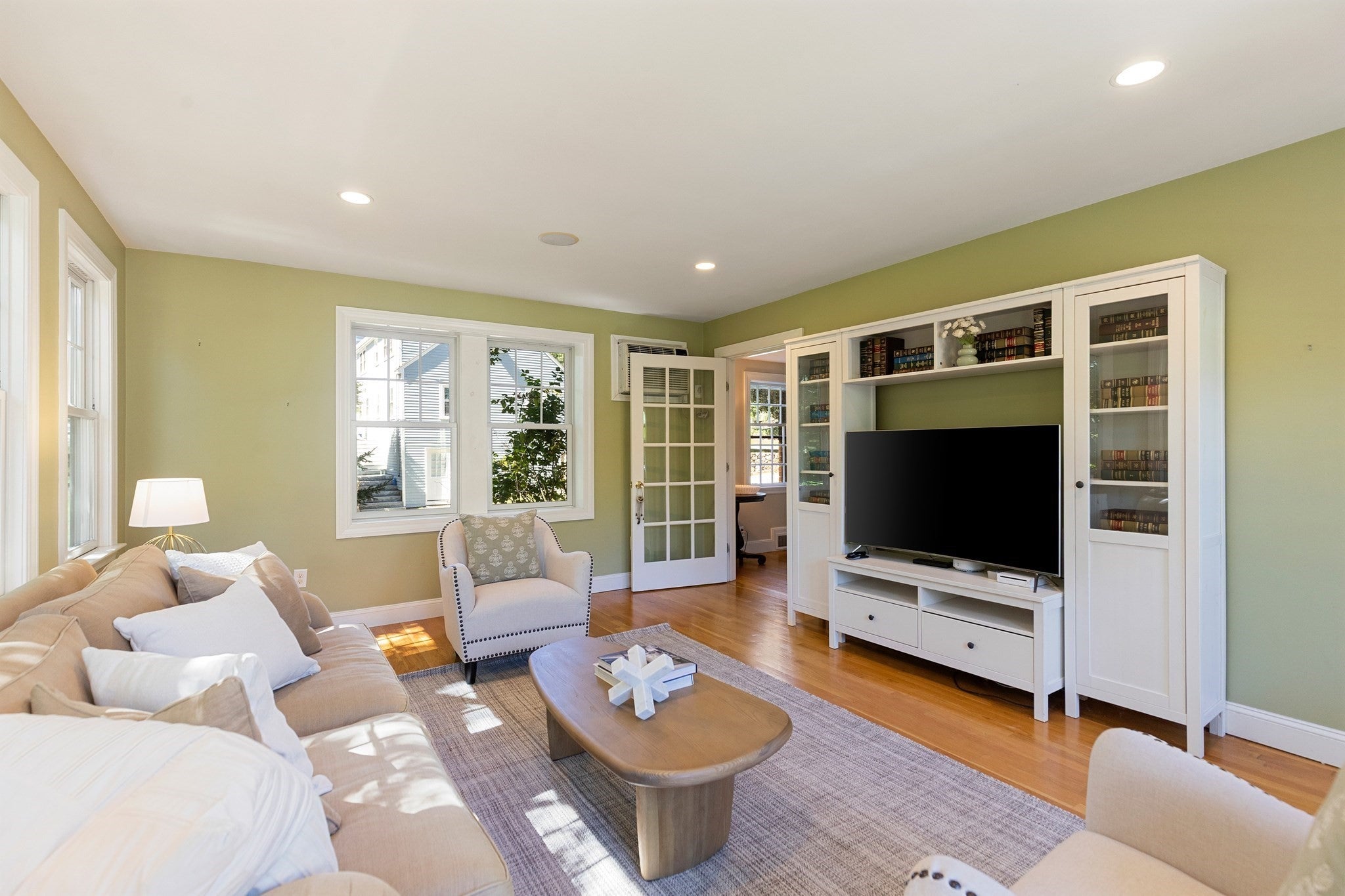 310 Concord Ave, Lexington, MA, 310 Concord Ave, Lexington, MA Photo #17