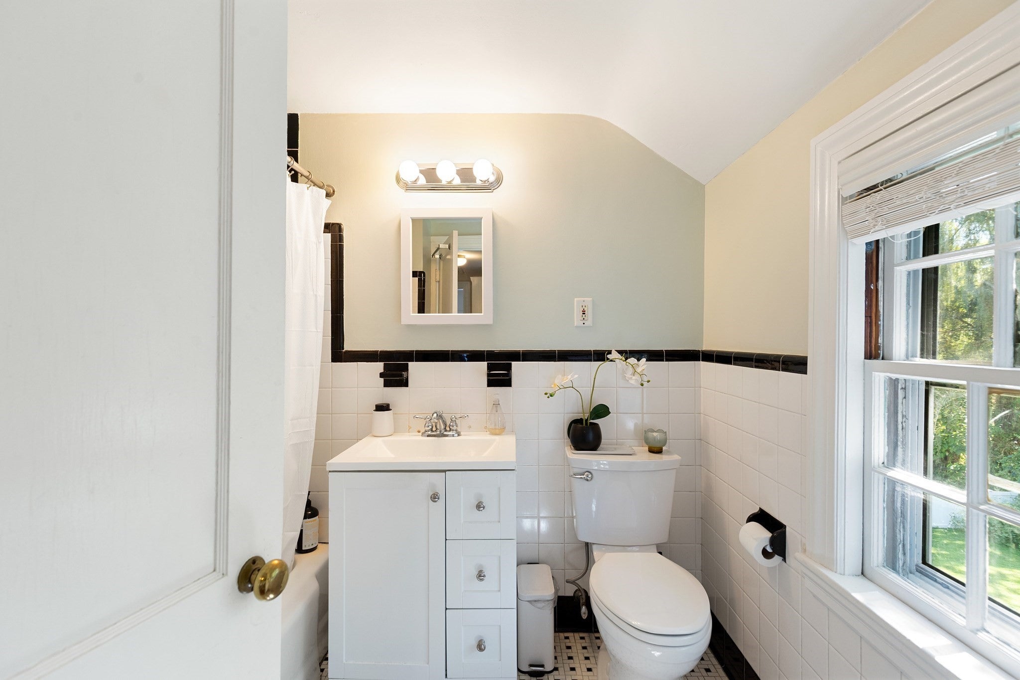 310 Concord Ave, Lexington, MA, 310 Concord Ave, Lexington, MA Photo #24