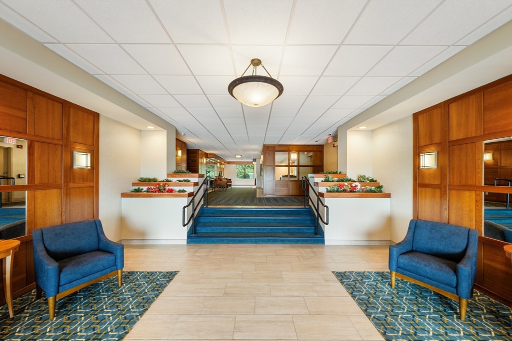 1500 Worcester Road 624