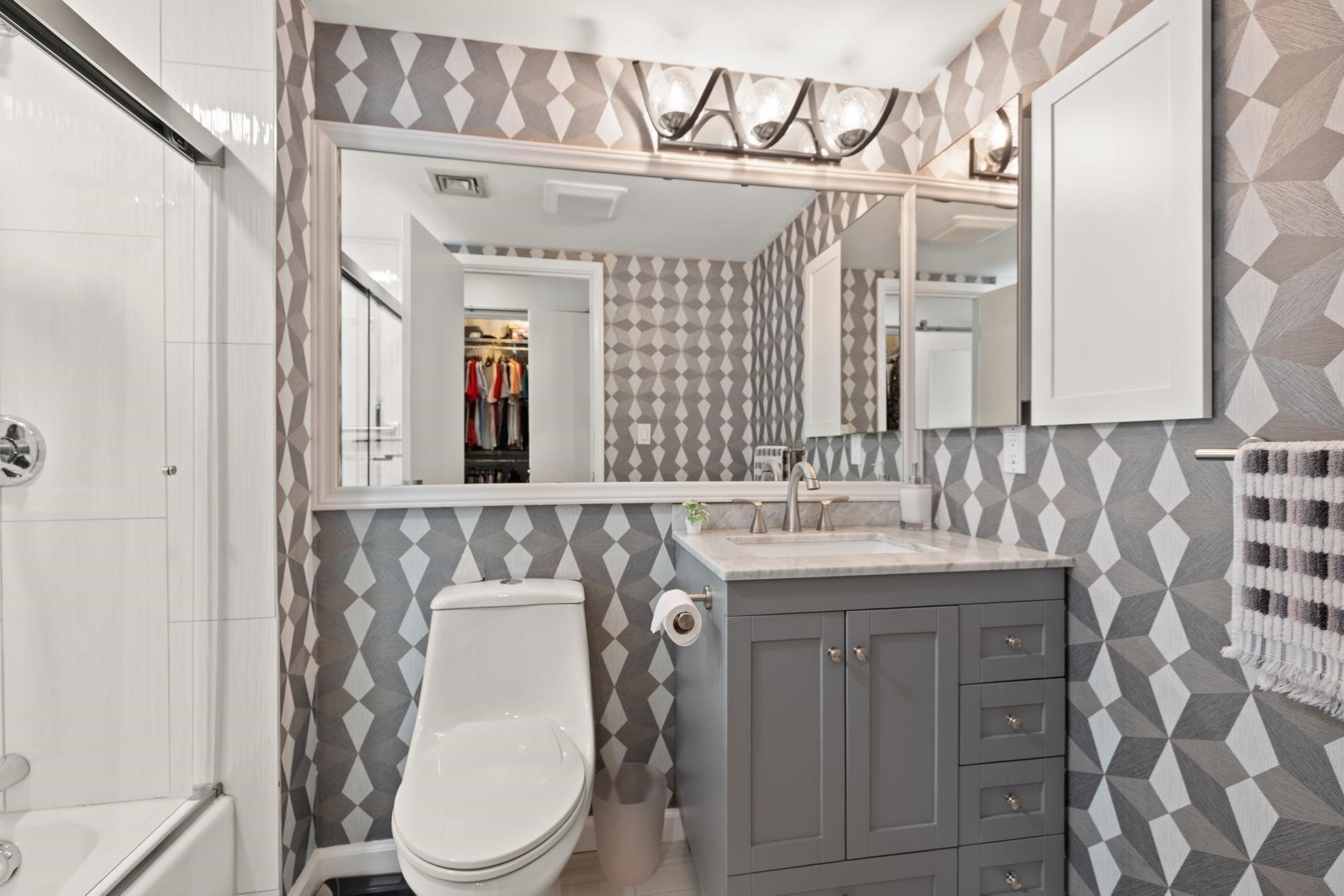 345 Place Ln #345, Woburn, MA, 345 Place Ln #345, Woburn, MA Photo #28