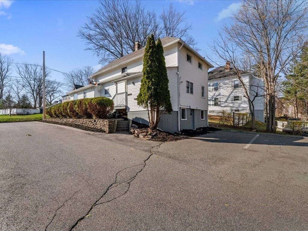 29 Orchard St, Southbridge, MA, 29 Orchard St, Southbridge, MA Photo #27