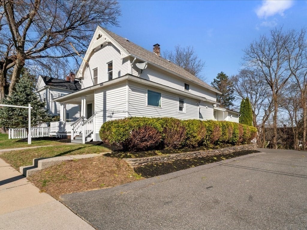 29 Orchard St, Southbridge, MA, 29 Orchard St, Southbridge, MA Photo #3