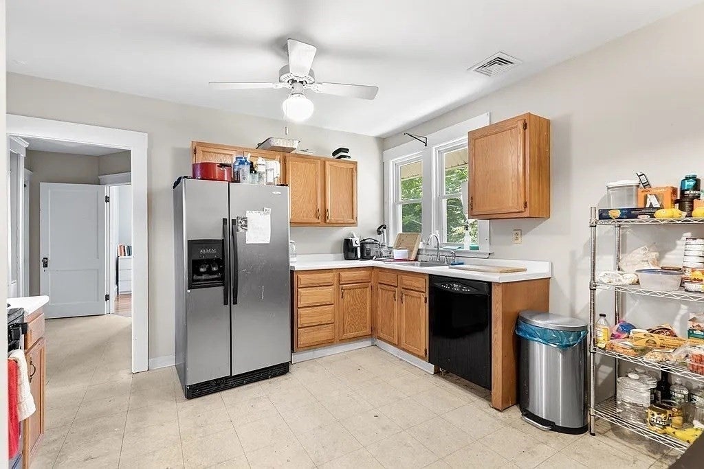 8 Murray Hill Rd #2, Malden, MA, 8 Murray Hill Rd #2, Malden, MA Photo #1