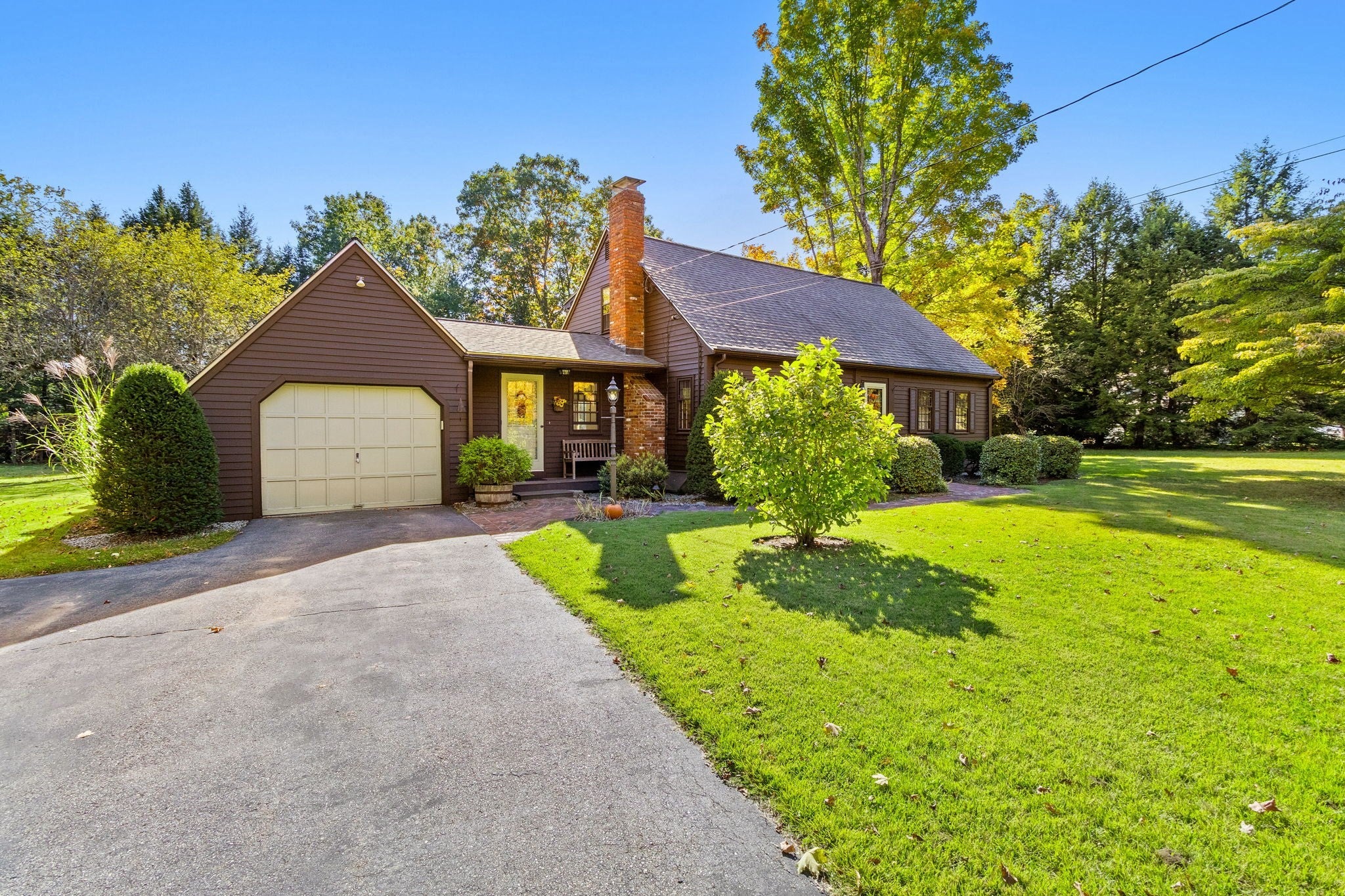 74 Old Bolton Rd, Stow, MA, 74 Old Bolton Rd, Stow, MA Photo #2