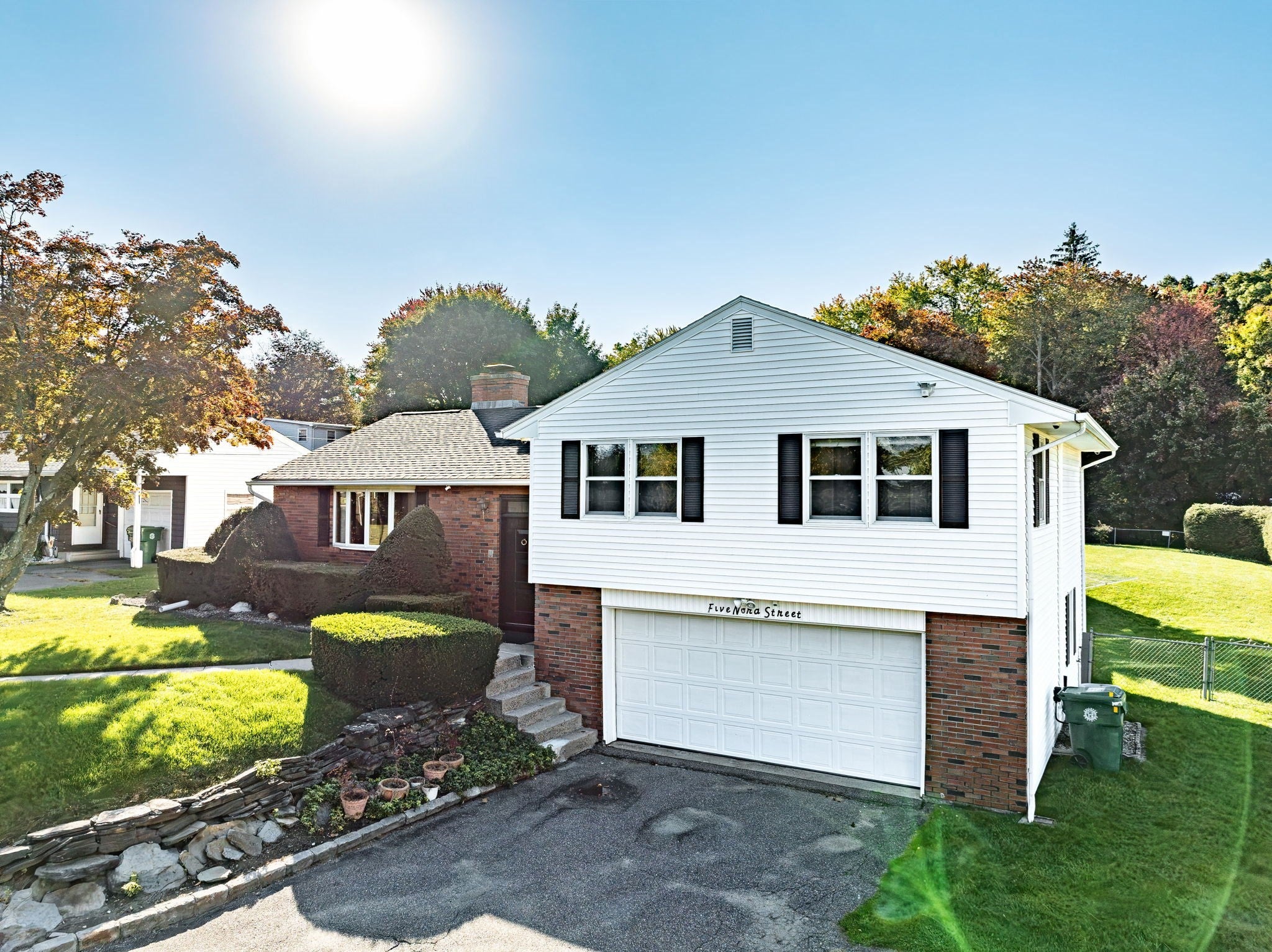 Photo of 5 Nora St, Chicopee, MA